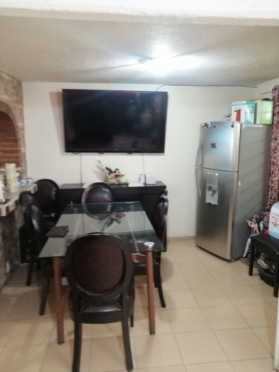 espectacular-casa-en-bosques-de-lome8-32878