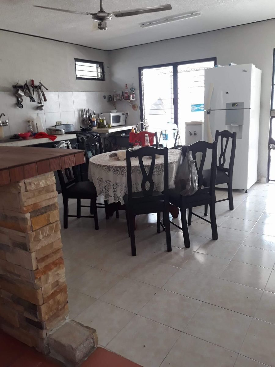 espectacular-venta-casa-en-hacienda-sodzil-norte4-20940