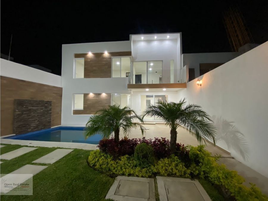 ESTRENA ESPECTACULAR CASA AL SUR DE CUERNAVACA