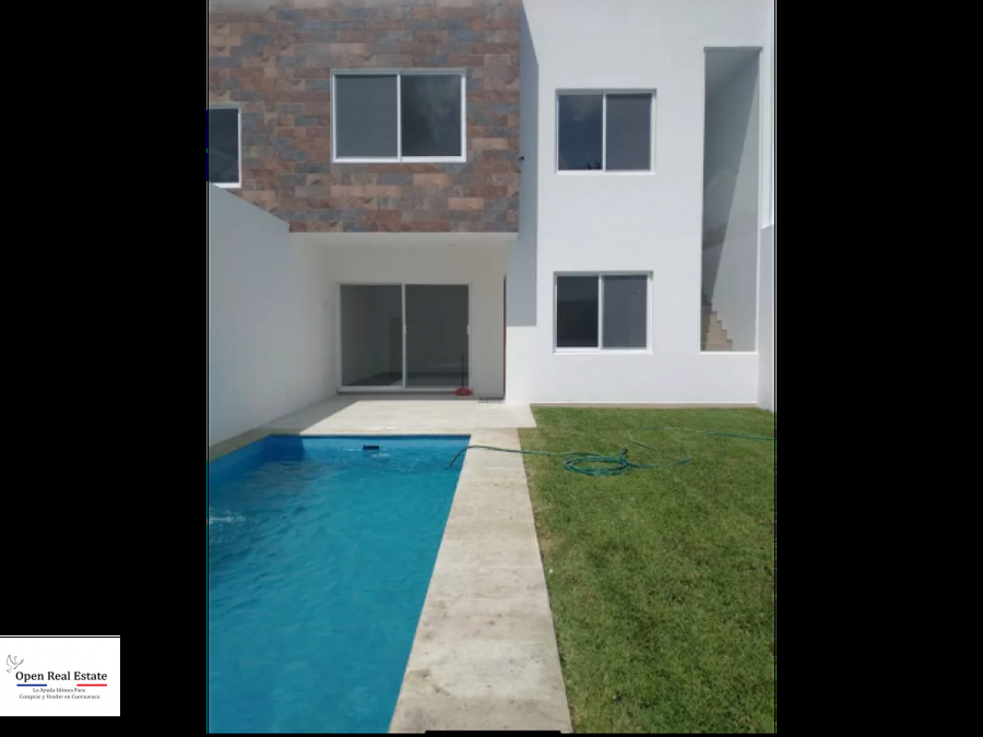 ESTRENA MODERNA CASA CON ALBERCA PRIV. AL SUR DE CUERNAVACA