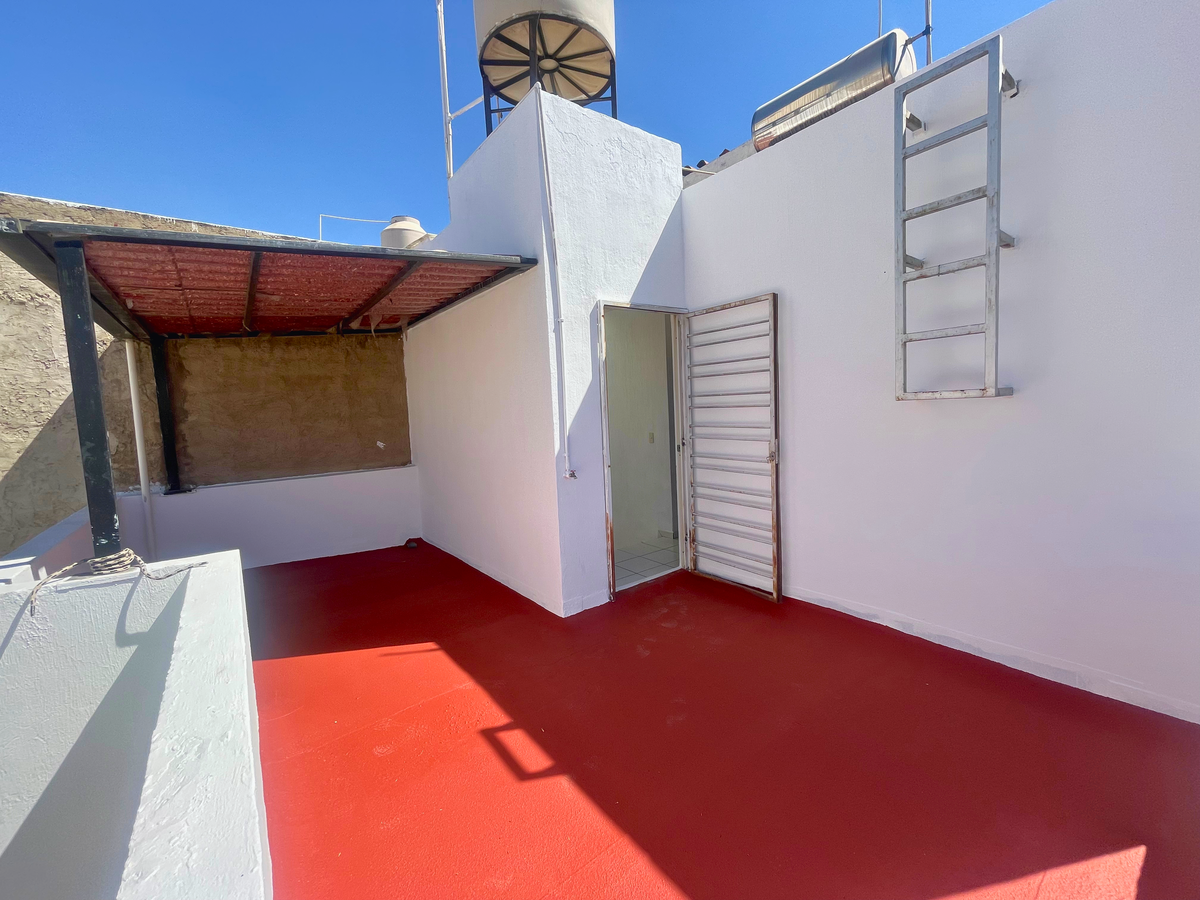 excelente-casa-en-esquina-frente-a-jardines-en-tesistn-disfruta-de-la-paz27-24487