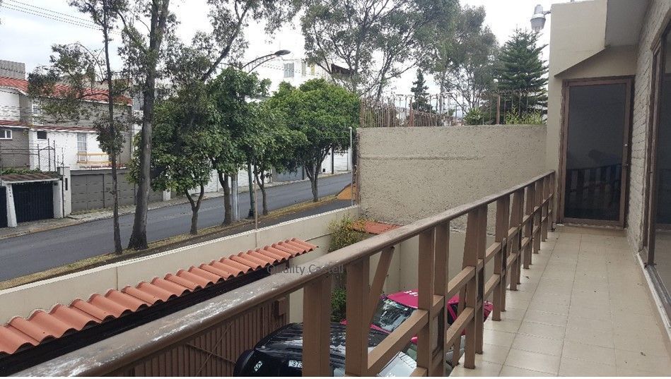 excelente-casa-sobre-calz-de-las-aguilas-muy-amplia22-20760