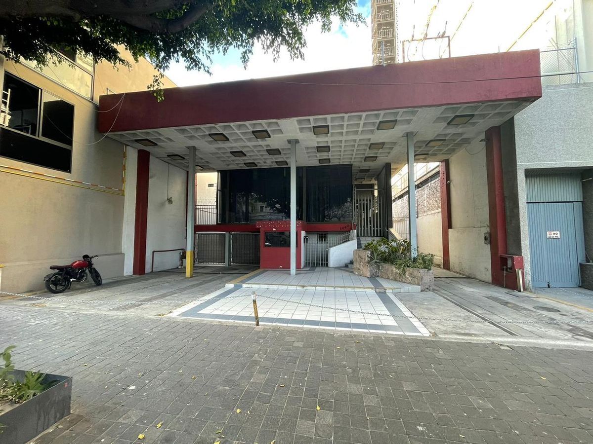 EXCELENTE PROPIEDAD COMERCIAL EN RENTA EN LA COLONIA AMERICANA