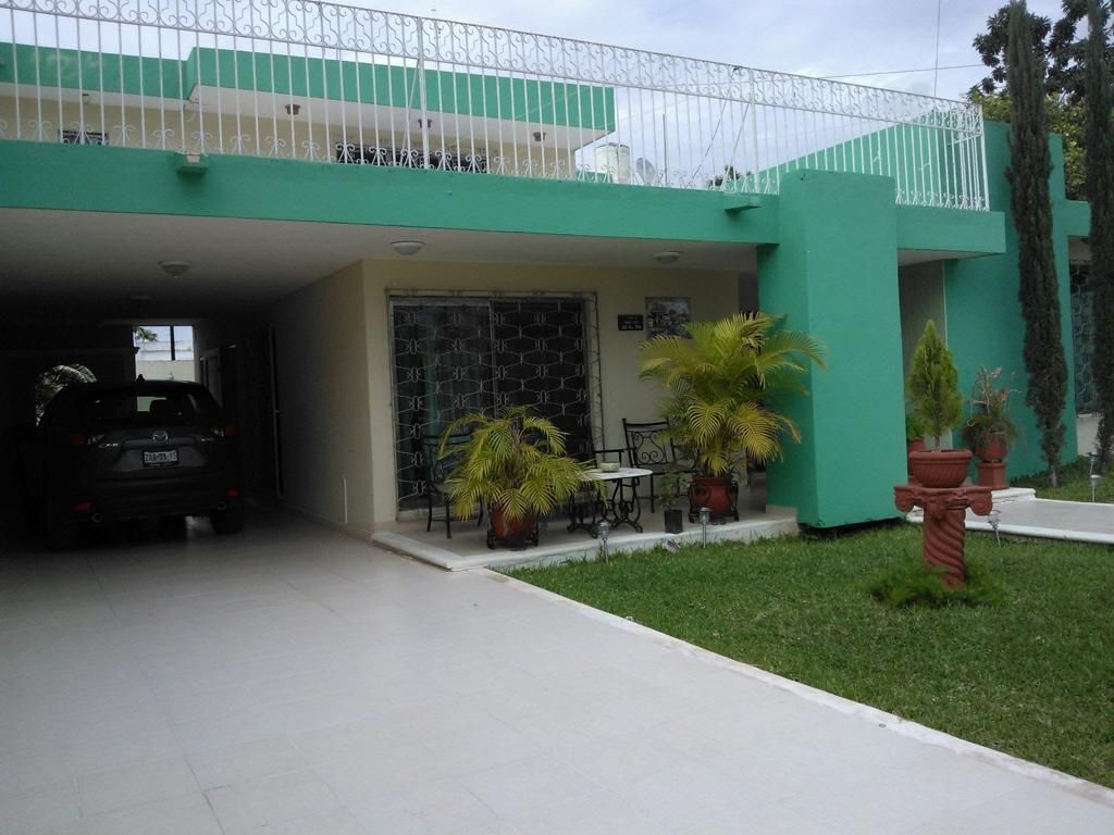 excelente-venta-de-casa-en-jardines-de-mrida2-27014