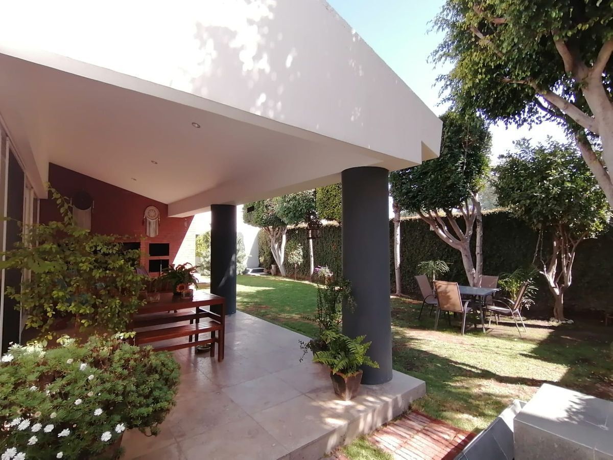 Exclusiva Casa de Diseño en un Piso en Venta Fracc. El Lucero, Cholula, Puebla