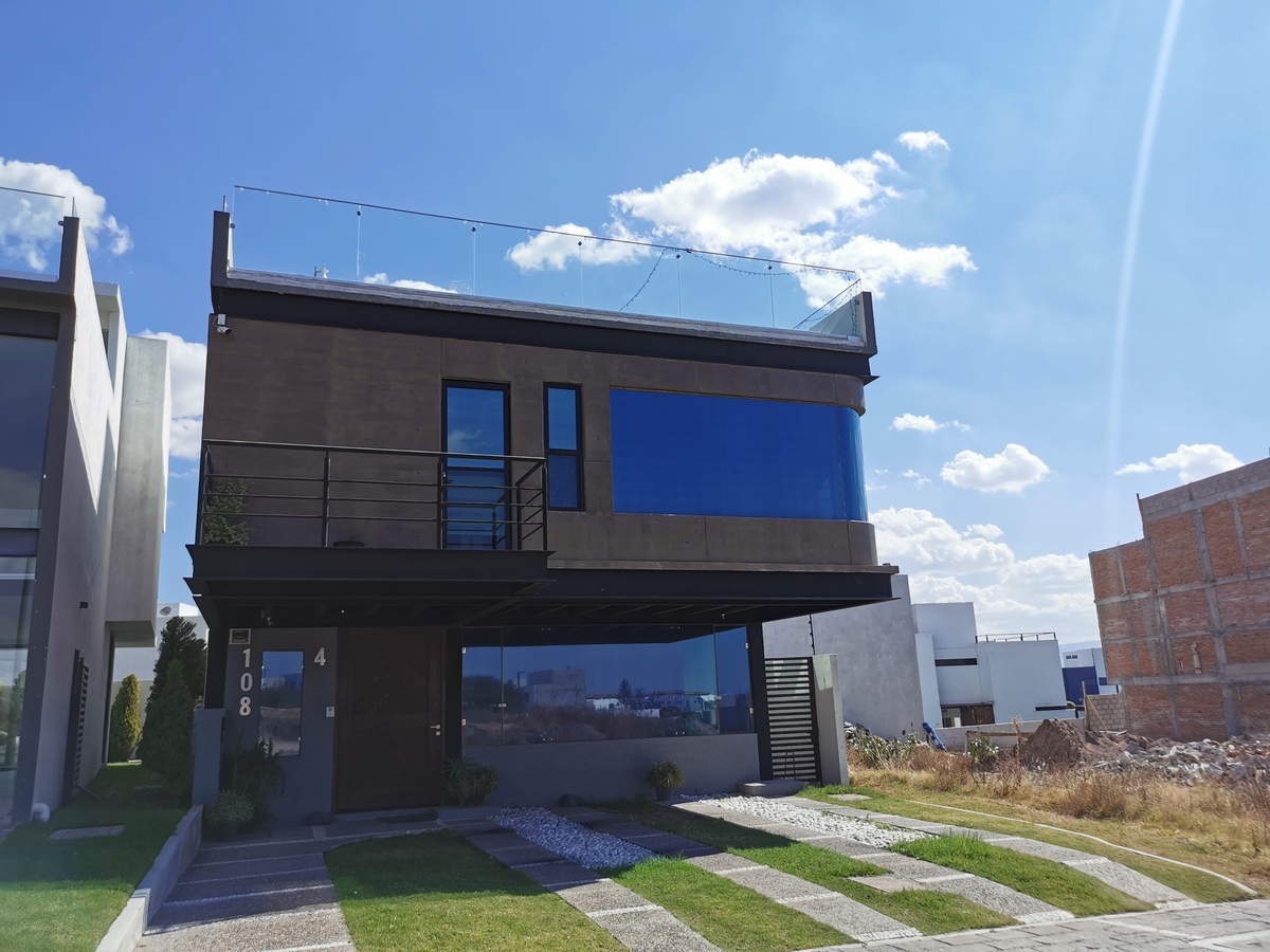 exclusiva-casa-en-venta-en-real-del-bosque-4-recmaras-cu-con-bao2-30563