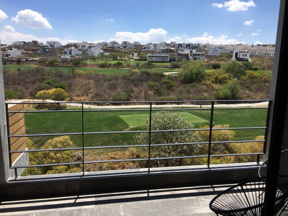 exclusivos-departamentos-en-pre-venta-en-zibata-con-vista-al-campo-de-golf4-30557