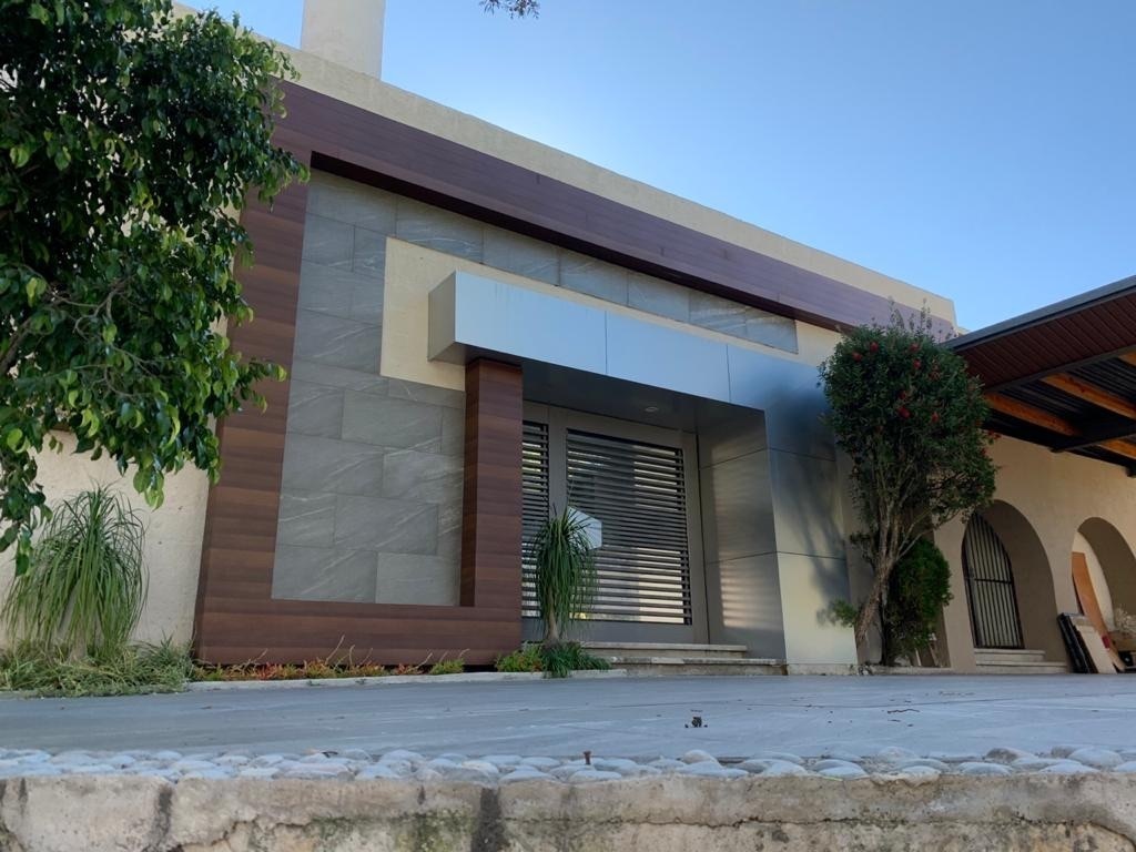 GRAN OPORTUNIDAD: Casa en Venta o Renta con vista al campo de golf