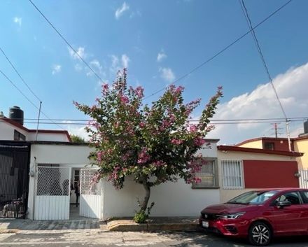 Hermosa casa de un piso, Viveros del Valle, Tlalnepantla