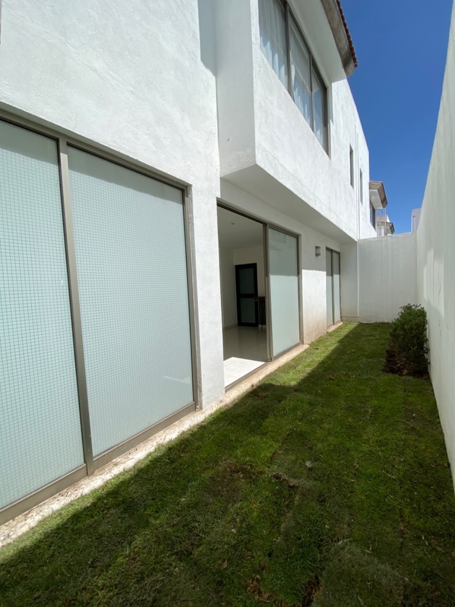 hermosa-casa-en-bosques-hbitat10-11831