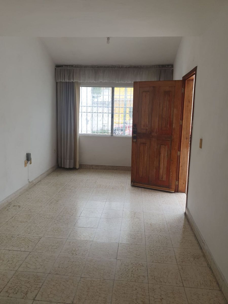 hermosa-casa-en-venta-con-acabados-de-cedro-de-1-solo-piso3-20979