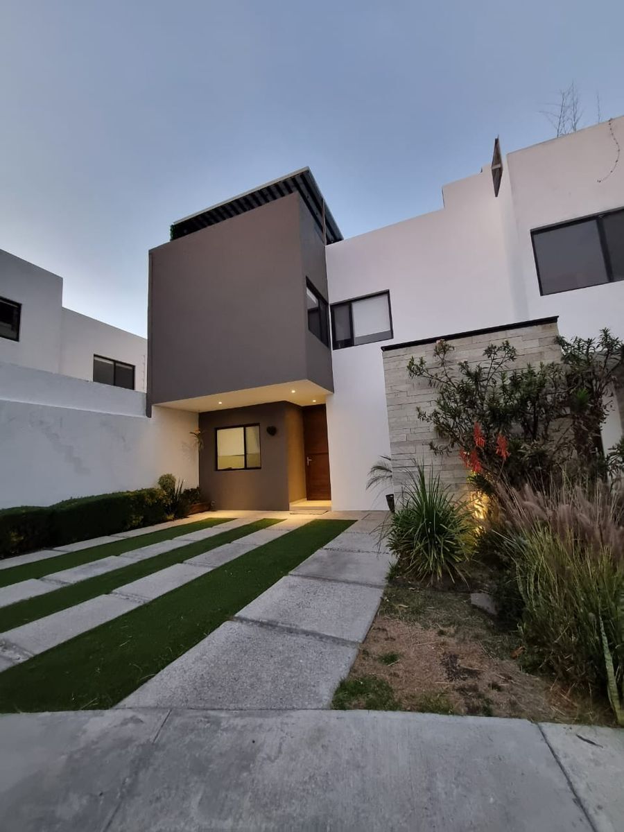 Hermosa casa en venta en Zibatá