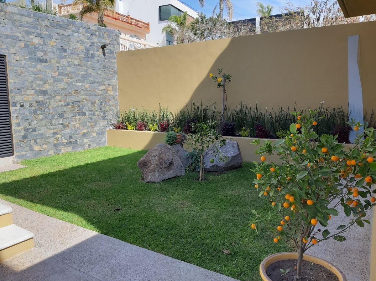 hermosa-casa-moderna-en-venta-en-vista-real4-33750