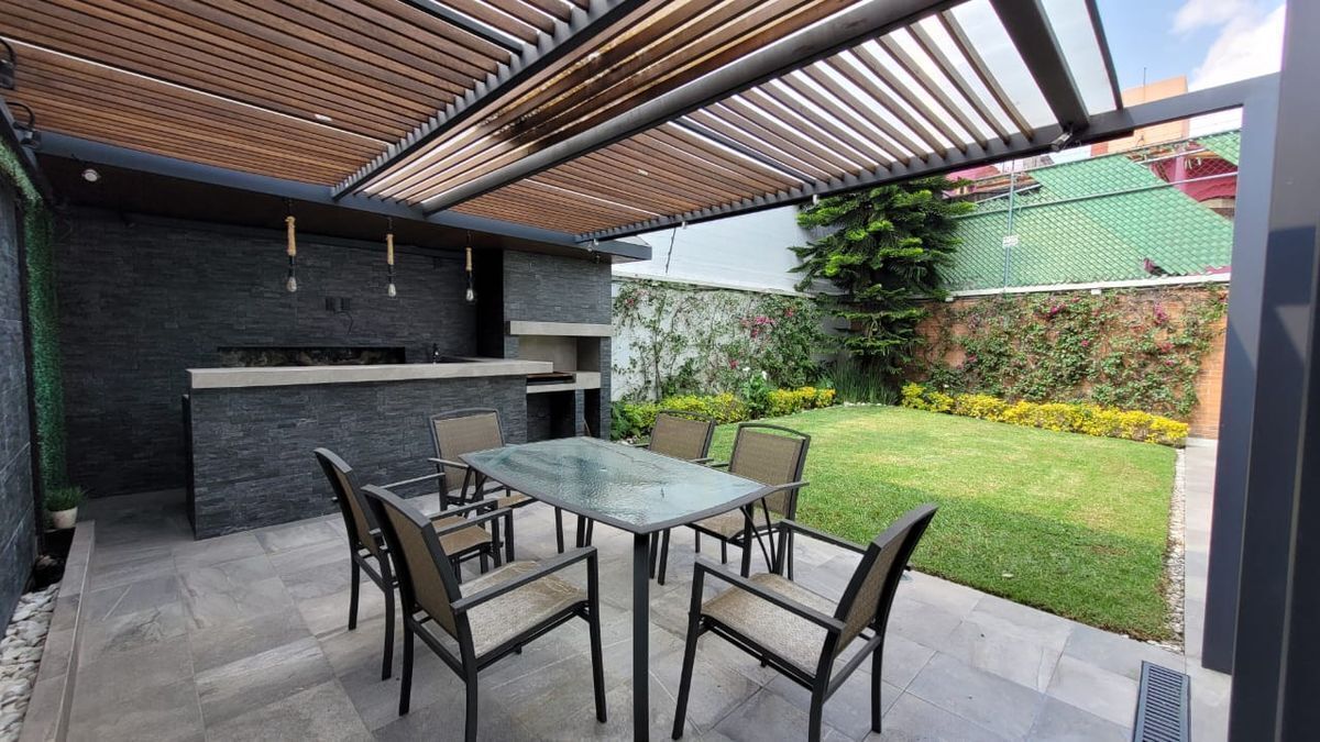 hermosa-casa-remodelada-con-jardin17-12221