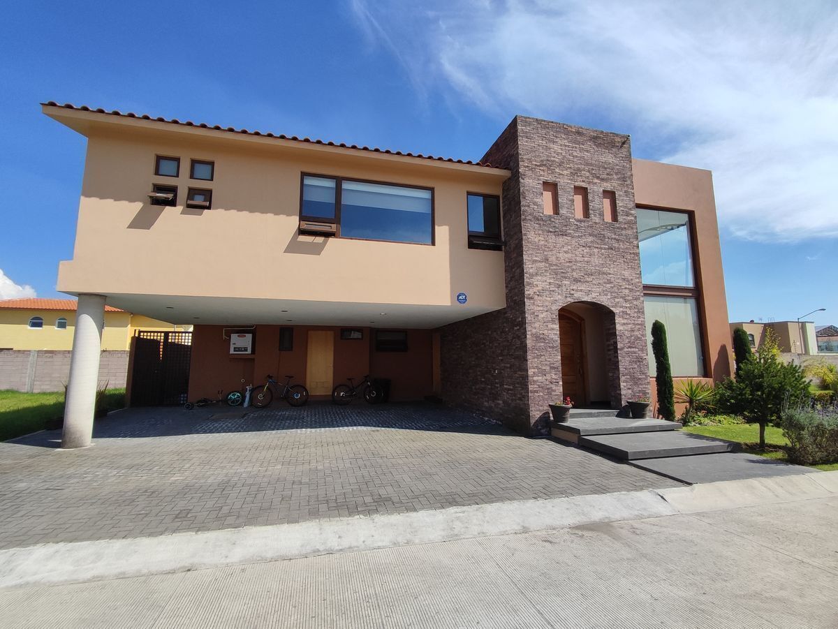 hermosa-residencia-en-hacienda-san-antonio2-35361