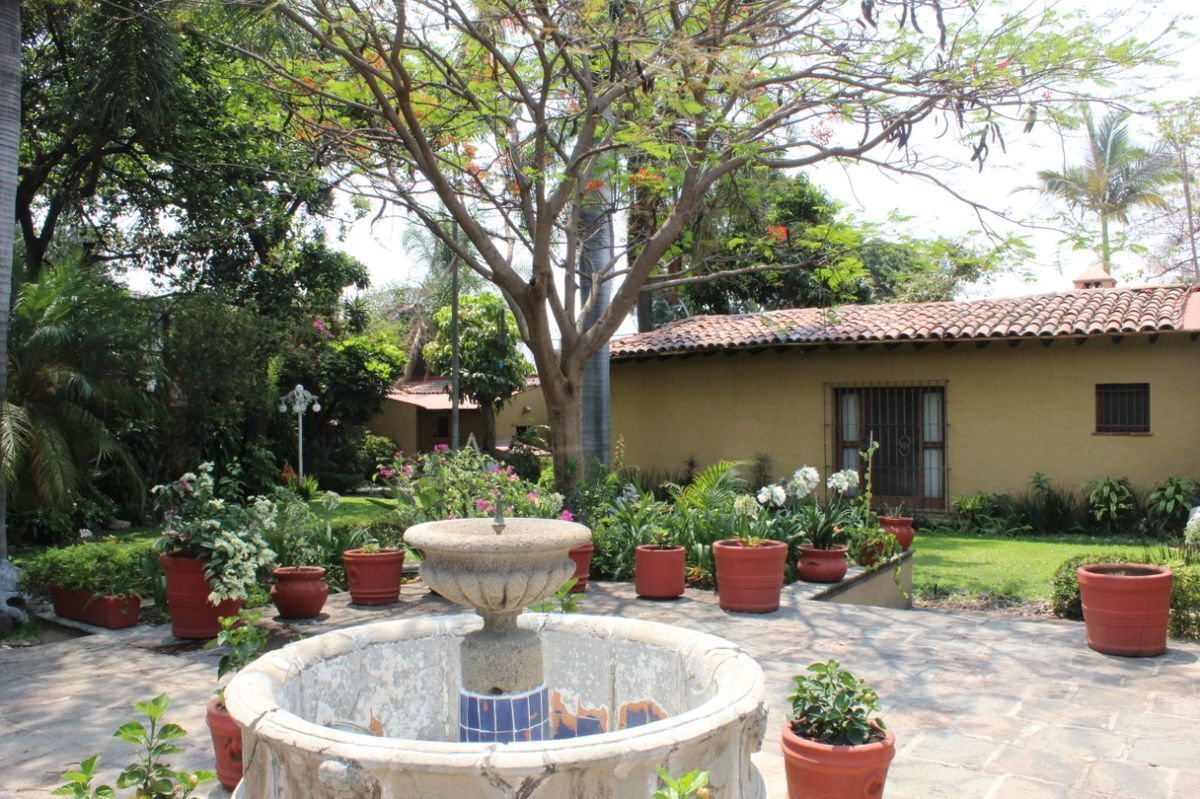 hermosa-residencia-estilo-cuernavaca-de-una-sola-planta-amueblada9-34751