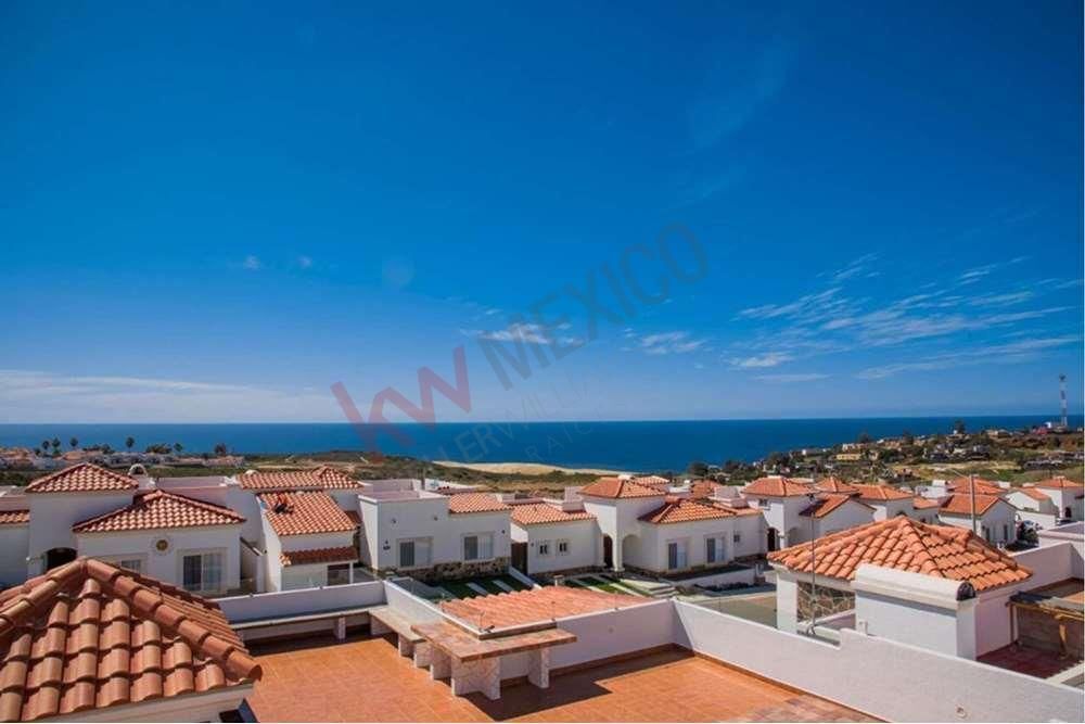 hermosas-casas-que-ofrecen-grandes-vistas-al-mar-y-a-las-montaas3-24464