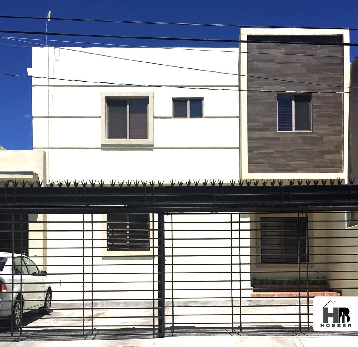 HERMOSO DEPARTAMENTO CON COCHERA ELÉCTRICA EN RENTA.