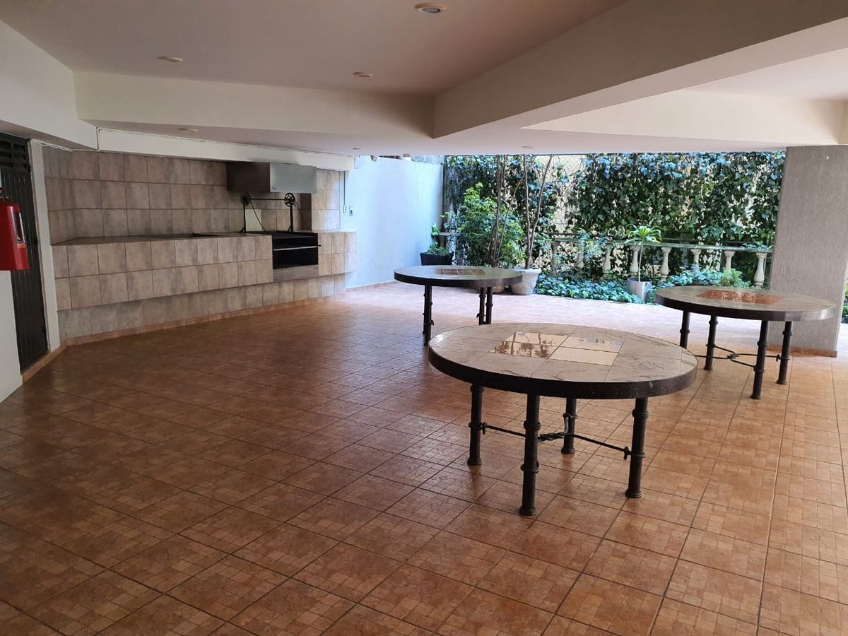 hermoso-departamento-en-bosques-de-las-lomas12-11655