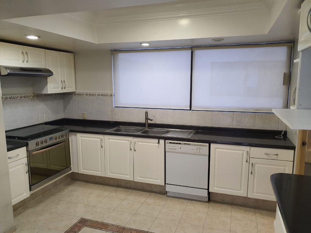 hermoso-departamento-en-bosques-de-las-lomas8-11655