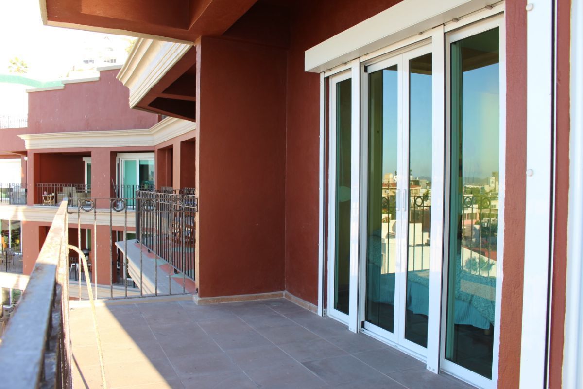 hermoso-departamento-en-renta-vacacional-en-torre-vue-en-olas-altas-mazatlan2-14900