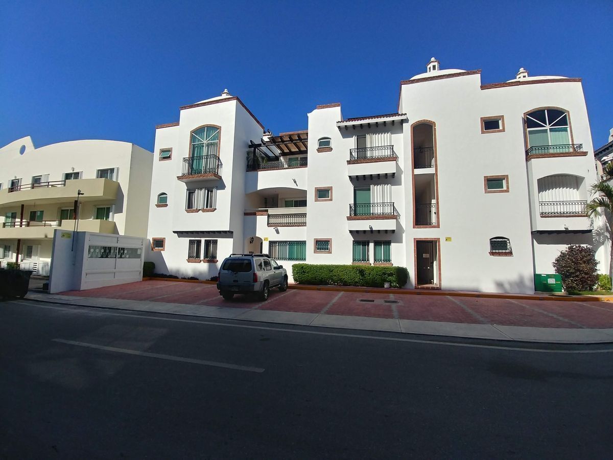 hermoso-penthouse-colonial2-24947