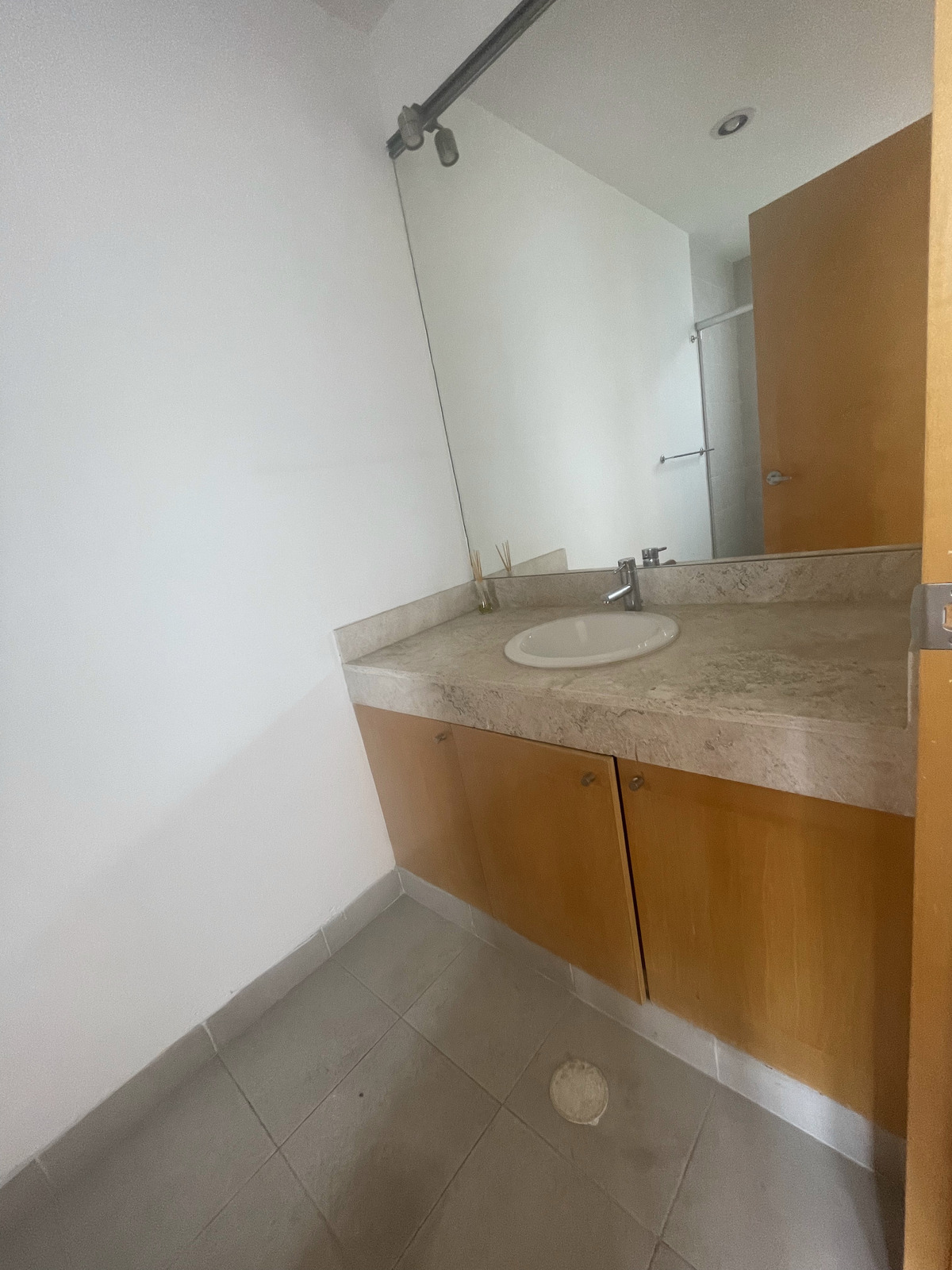 iluminado-departamento-en-albero-bosque-real12-37730