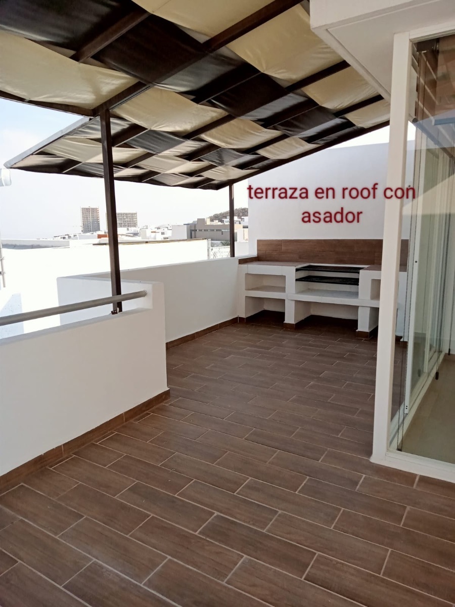 Increíble casa en renta en zibata con ROOF GARDEN