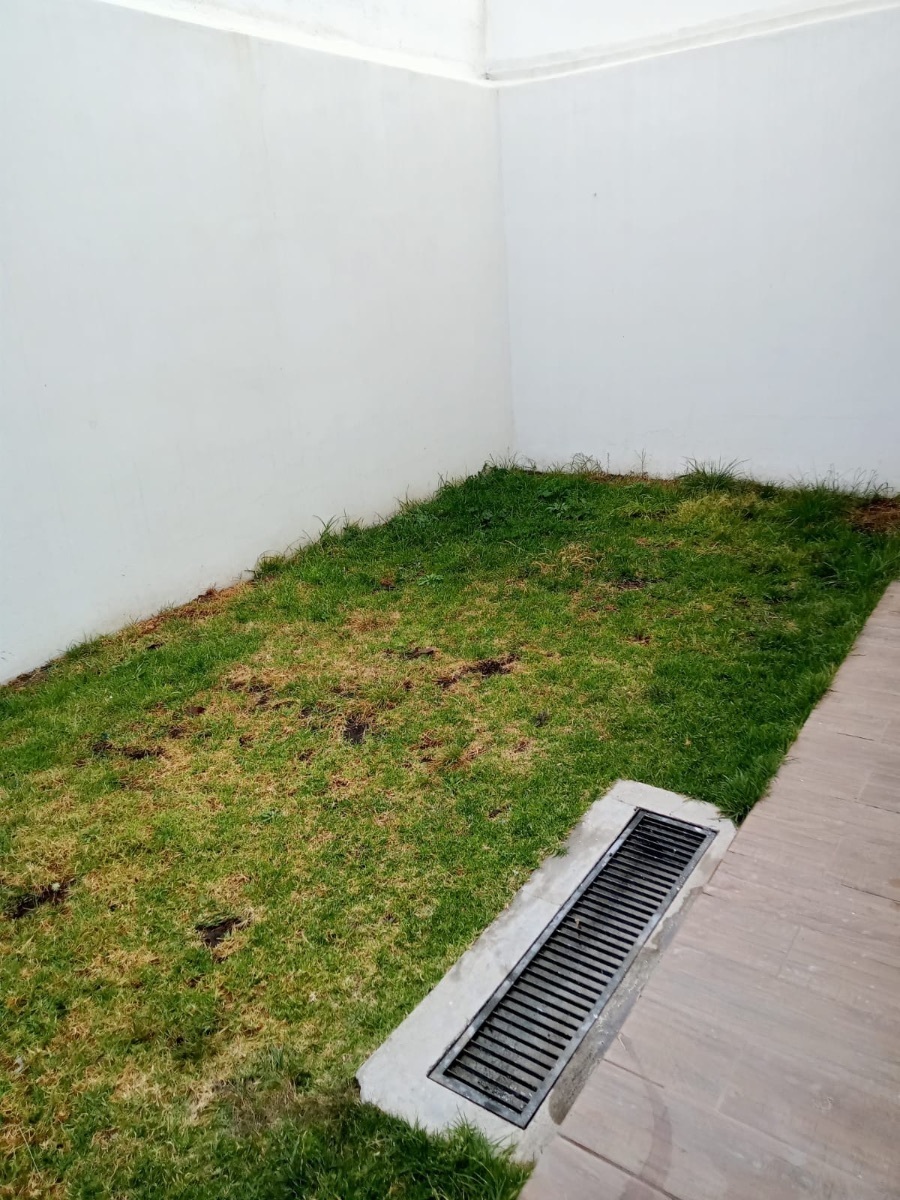 increble-casa-en-renta-en-zibata-con-roof-garden13-28866