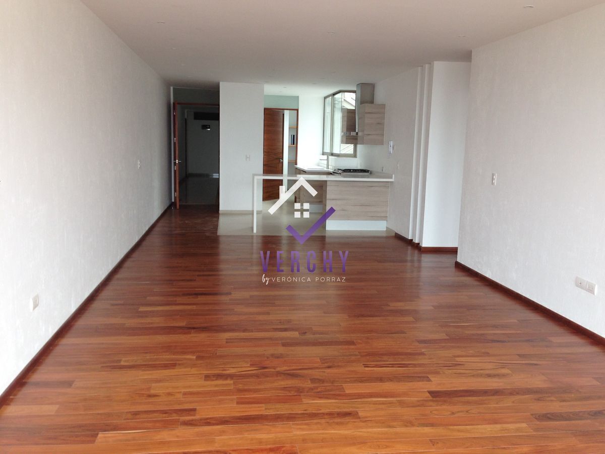 Jardines de la Montaña, Hermoso Departamento en Venta