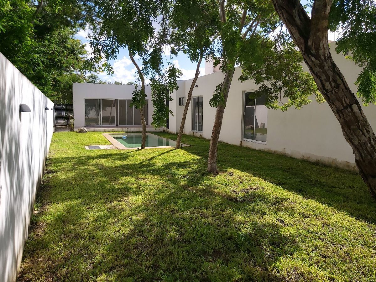 linda-casa-de-una-planta-en-privada-la-rejoyada-en-renta9-37135