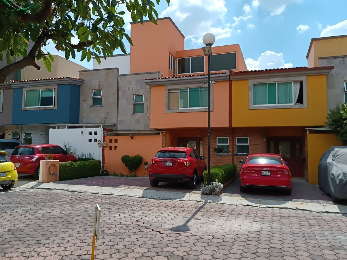 Linda Casa en Venta Condominio, Santiago Tepalcapa, Cuautitlán