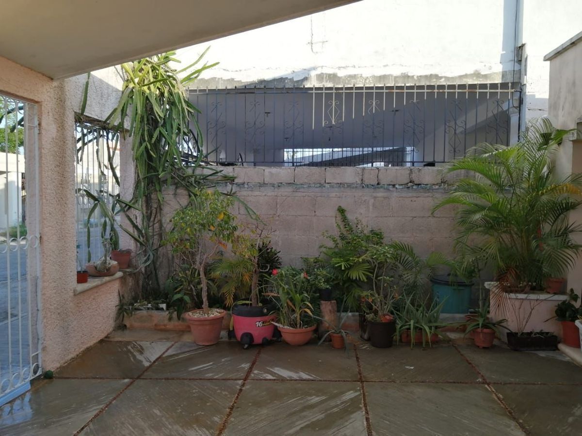 linda-casa-en-venta-fco-de-montejo4-24393