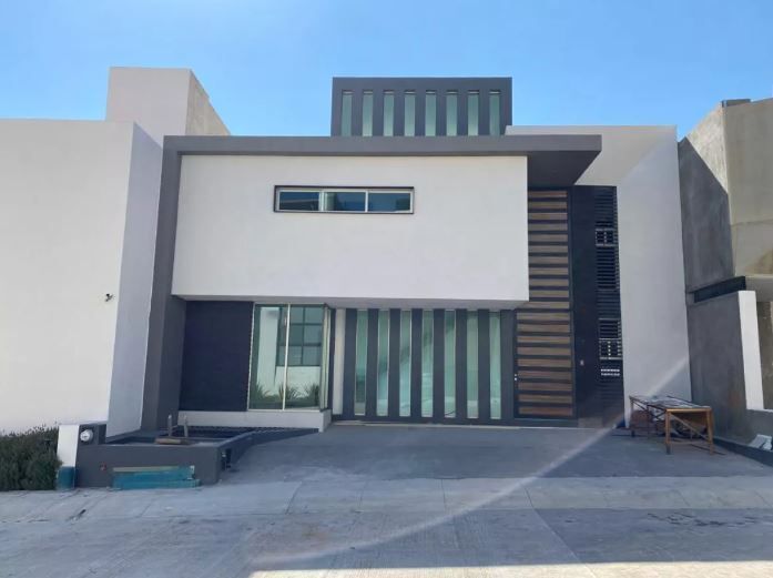 Lindavista Casa en venta 3 niveles con sala de juegos y cine, espectacular vista