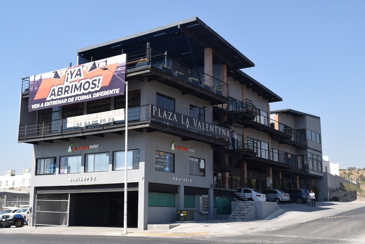 local-comercial--en--plaza-la-valentyna-quertaro2-27234