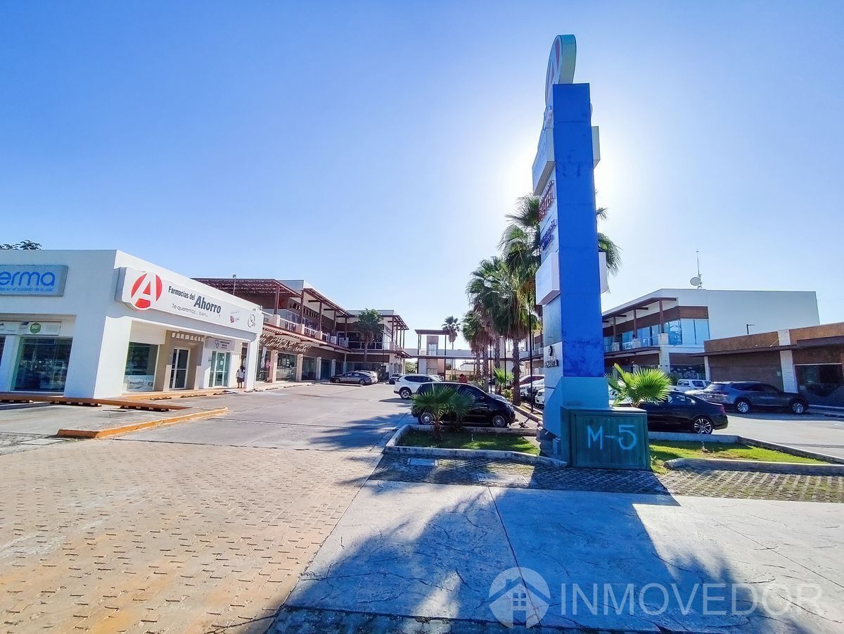 Local Comercial · Plaza Oasis · Bonampak · Puerto Cancún  · Junto a Café Nader