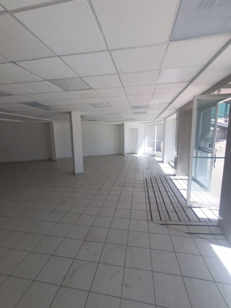 local-comercial-en-renta---plaza-paseo-diamante-lomas-verdes-3-25397