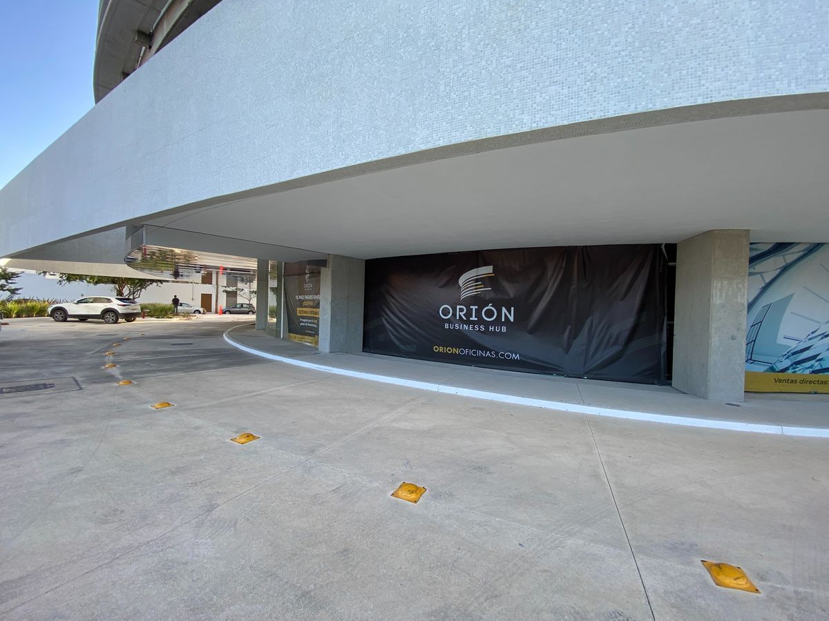 local-comercial-en-renta-sobre-perifrico-en-mrida-orin-business-hub17-26159