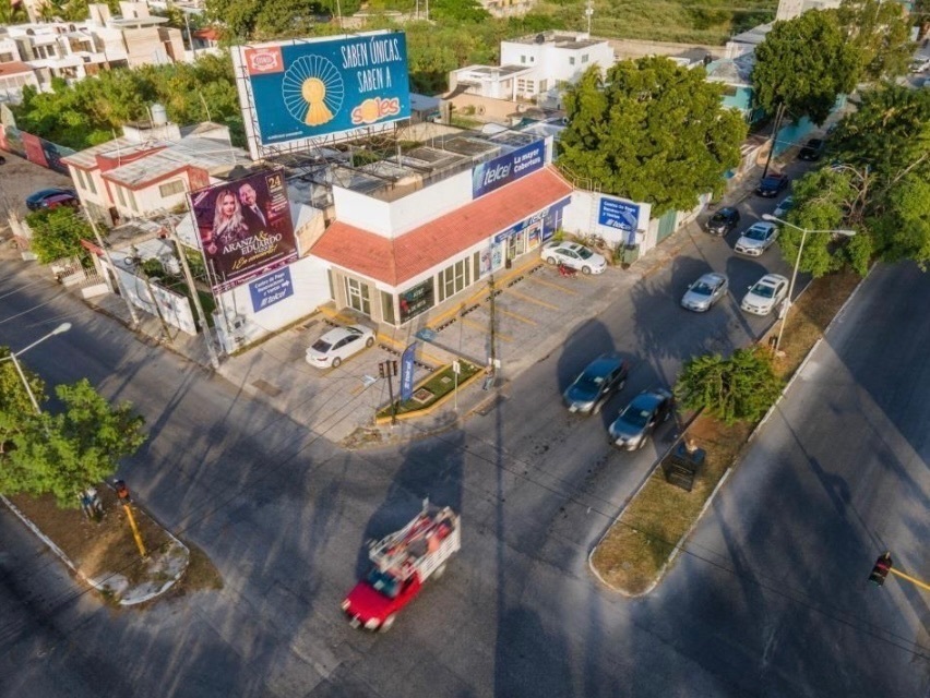 Local Comercial excelente ubicación, en esquina, sobre Avenida en Col.México Nte