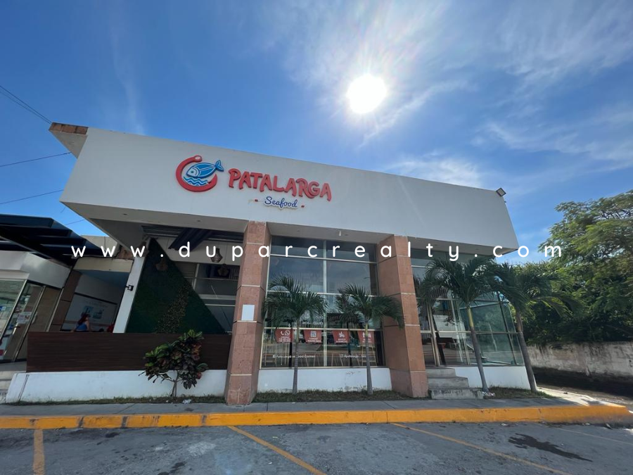 Local comercial sobre Av. Isla de Tris, Ciudad del Carmen