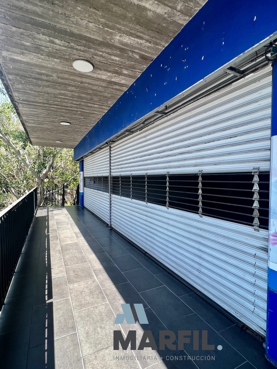 local-comercial-sobre-avenida-de-los-maestros-en-lomas-vista-hermosa-colima2-27181