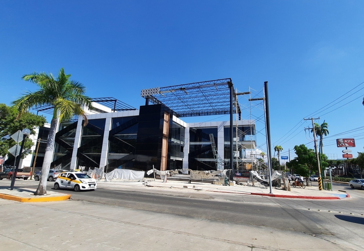 local-de-lujo-en-nuevo-edificio-en-boulevard1-15826