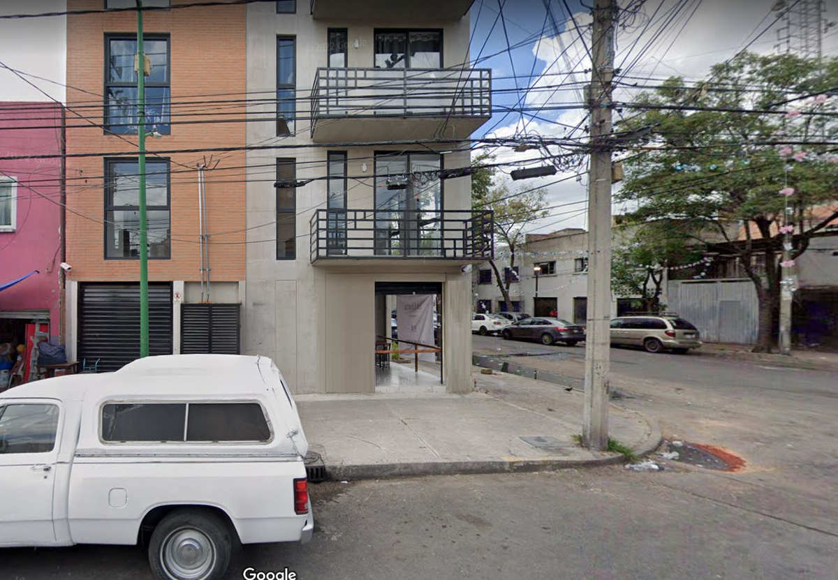 local-en-esquina-7822-m2-3415000003-26708