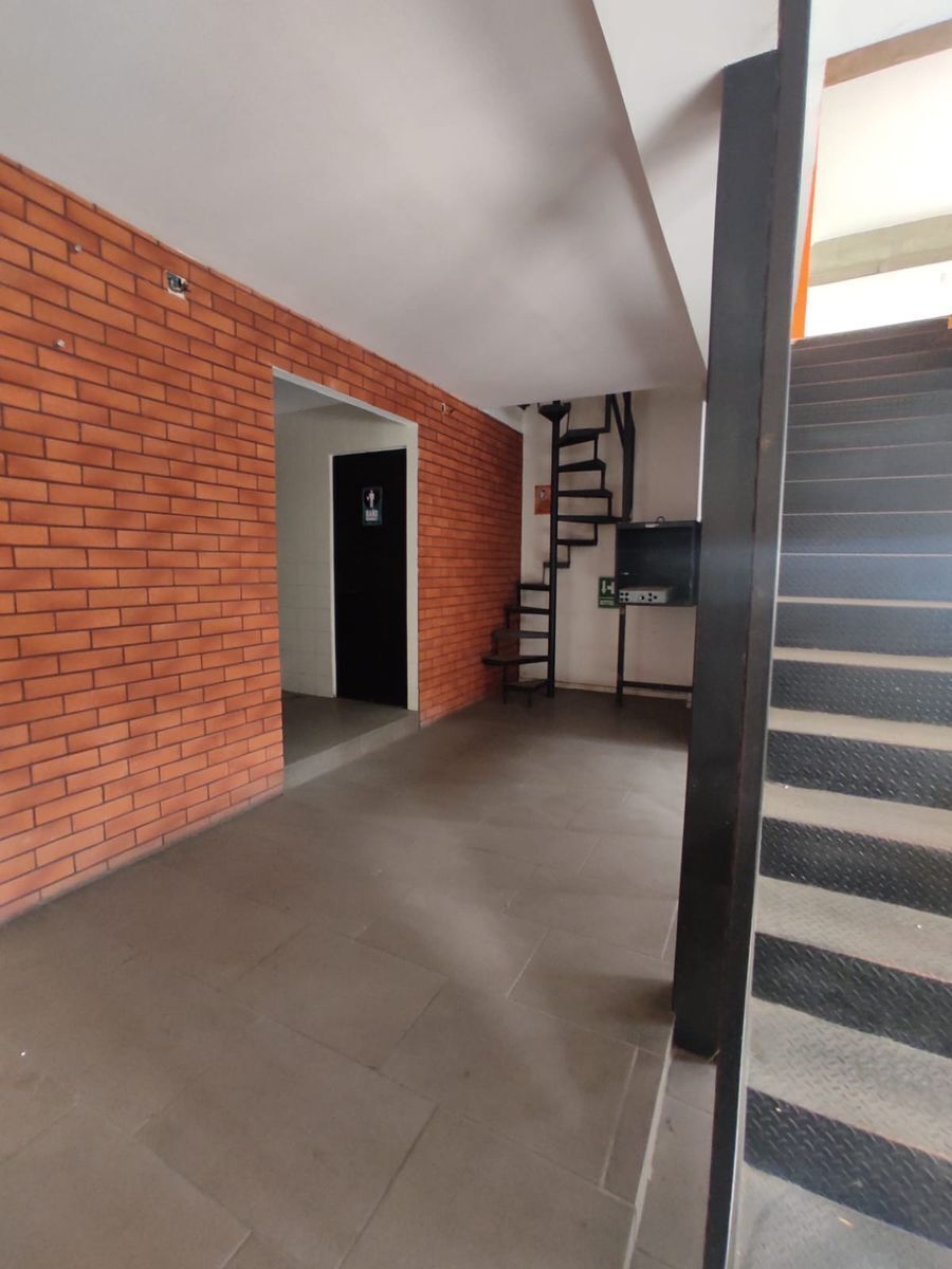 local-en-renta-en-plaza-sobre-av-chapultepec-r077-14690