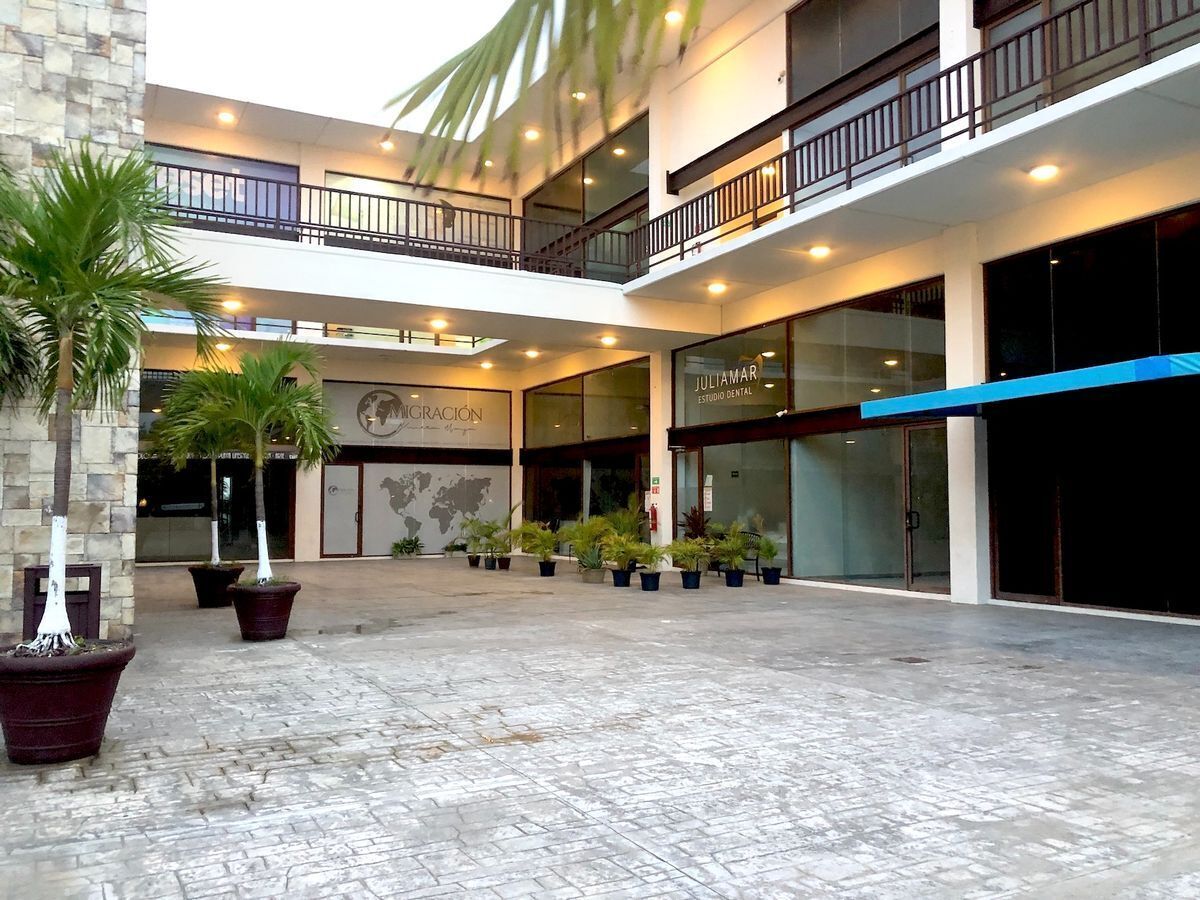 local-en-venta-cerca-de-la-quinta-y-de-playacar8-32367