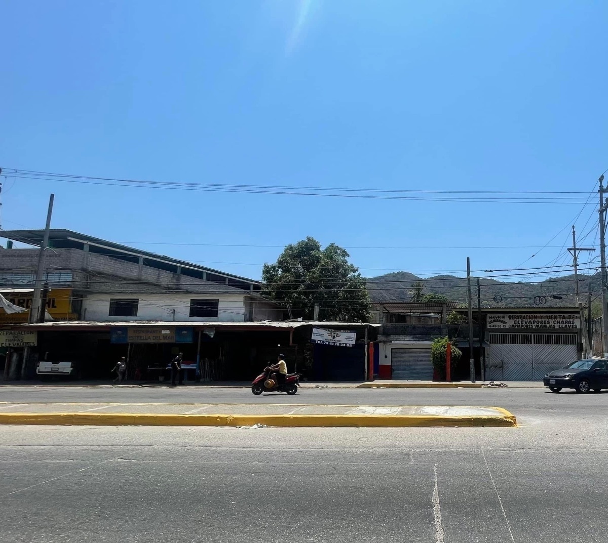 locales-comerciales-con-terreno-en-venta2-35395