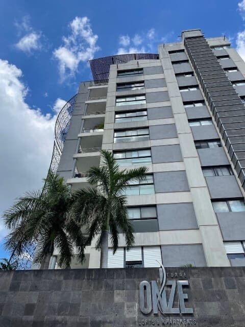 LOFT AMUEBLADO DE 1 RECÁMARA EN EXCLUSIVA TORRE ONZE