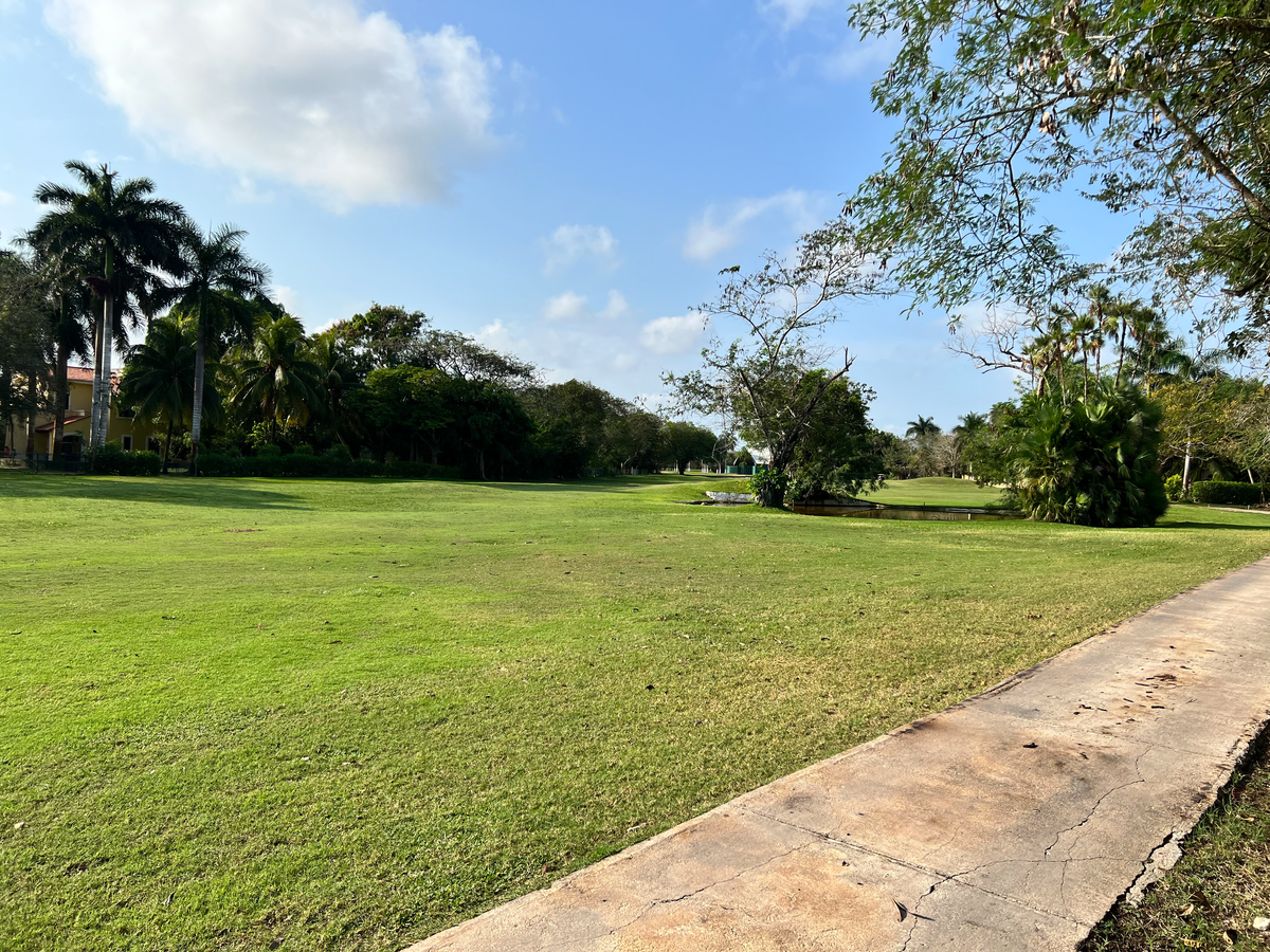 lote-de-terreno-en-venta-club-de-golf-la-ceiba--hoyo-184-32228