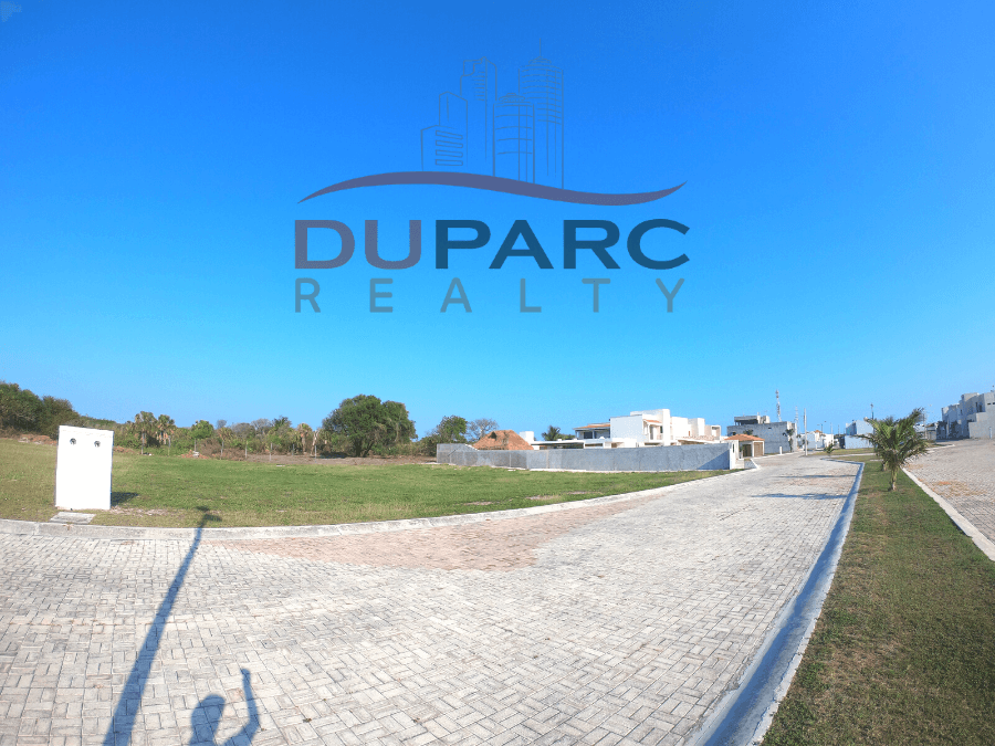 Lote Residencial en Venta, con acceso a la Playa, Res. Punta del Este, CME