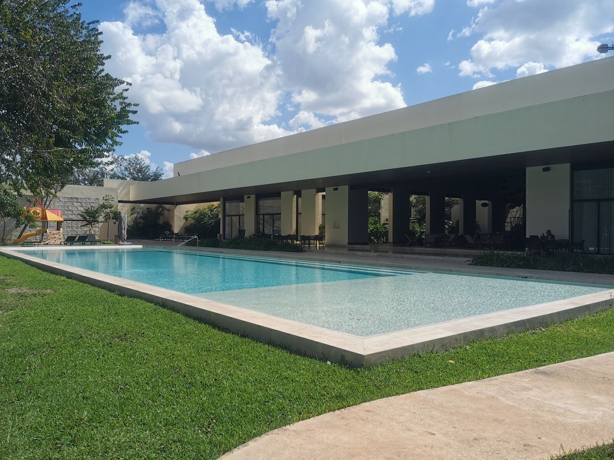 Lotes en venta en Mérida en privada residencial.